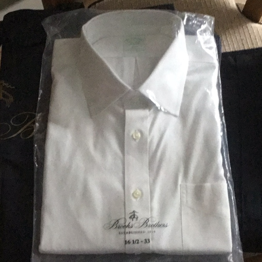 Brooks Bros men’s white long sleeve dress shirt.